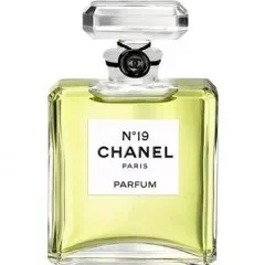 N°19 Chanel 1971 Parfum