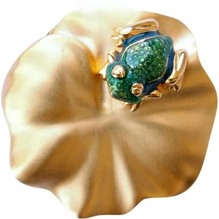 Knowing Estēe Lauder Solid Perfume
